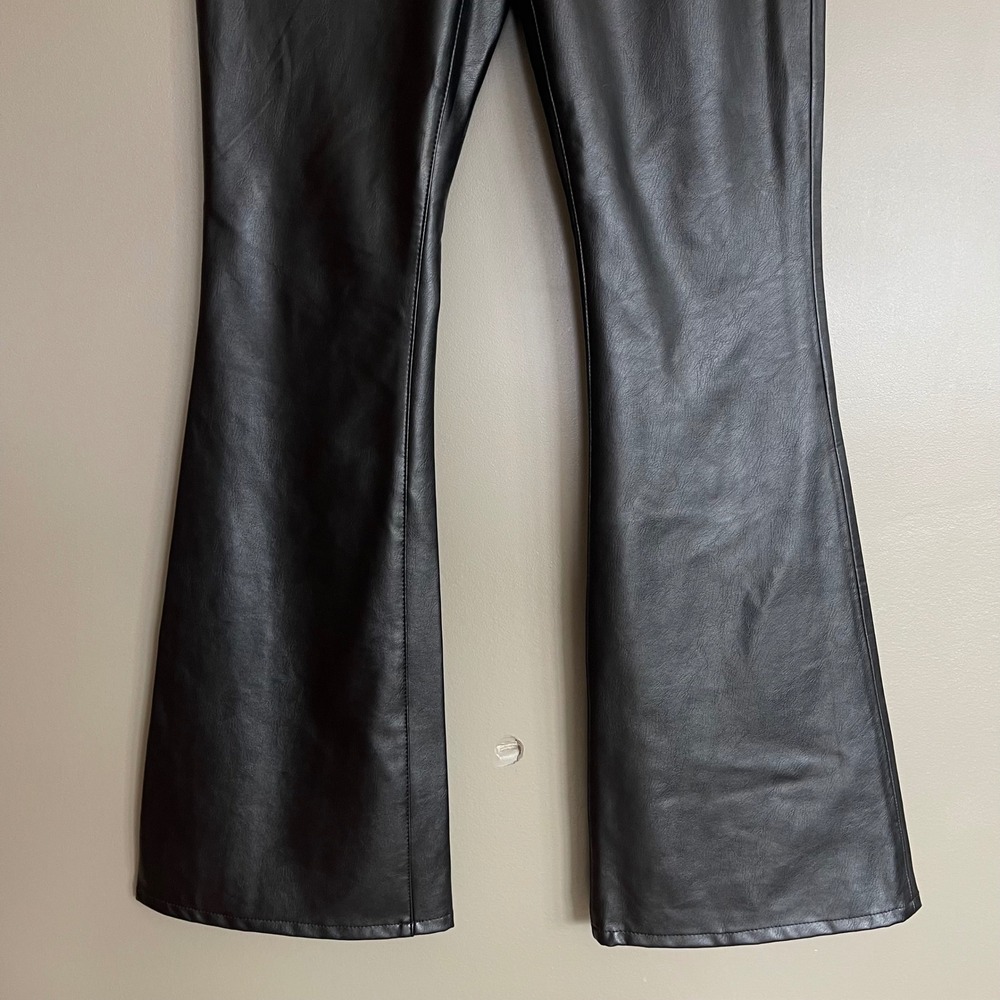 Veronica Beard Beverly Flare High Rise Pant in Black Size 29 Faux Leather Chic - Picture 6 of 16